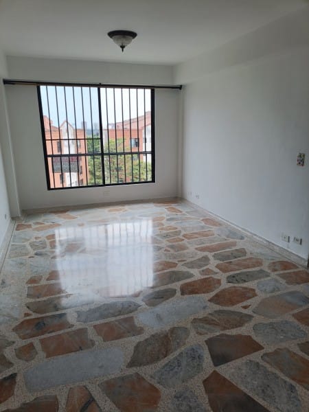 Apartamento en venta en Seminario, Cali · foto 3 de 21