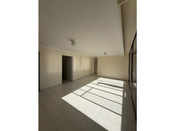 Apartamento de 3 alcobas en venta en El Poblado, Medellín, 100 m² · foto 3 de 13