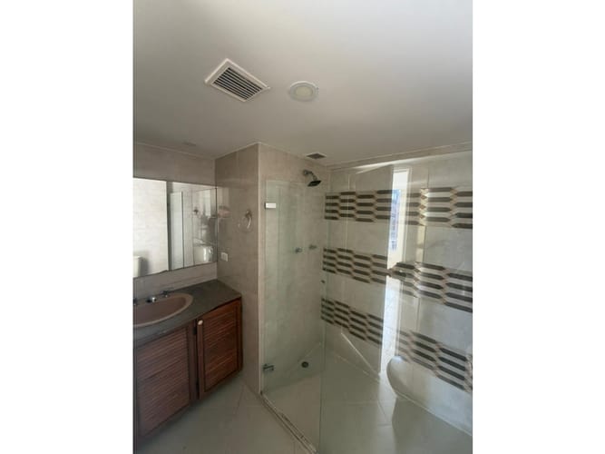 Apartamento de 3 alcobas en venta en El Poblado, Medellín, 100 m² · foto 7 de 13