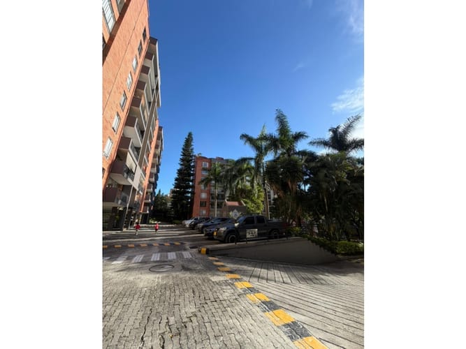Apartamento de 3 alcobas en venta en El Poblado, Medellín, 100 m² · foto 13 de 13