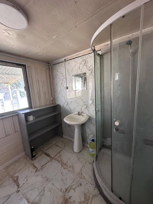 Casa  contenedor en alquiler en Aguas Corrientes con 1 dormitorio · Photo 4