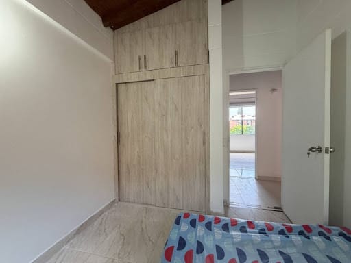 Apartamento de 4 alcobas en arriendo en Loma De Las Brujas, Envigado, 92 m² · foto 7 de 18