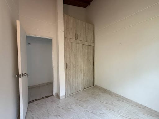 Apartamento de 4 alcobas en arriendo en Loma De Las Brujas, Envigado, 92 m² · foto 15 de 18