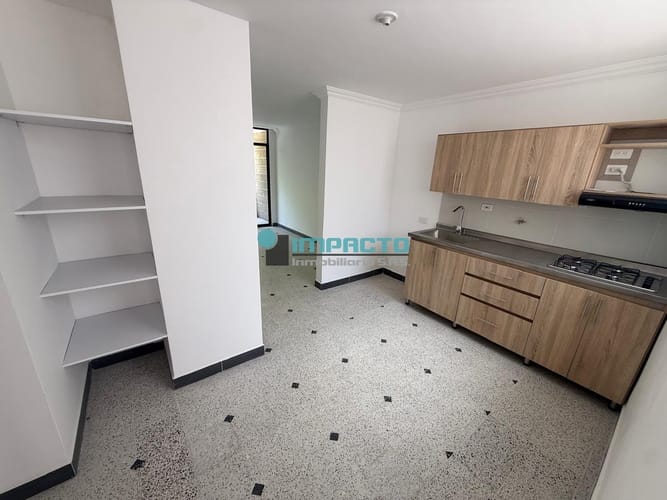 Apartamento de 3 alcobas en arriendo en La Castellana, Medellín, 75 m² · foto 2 de 19