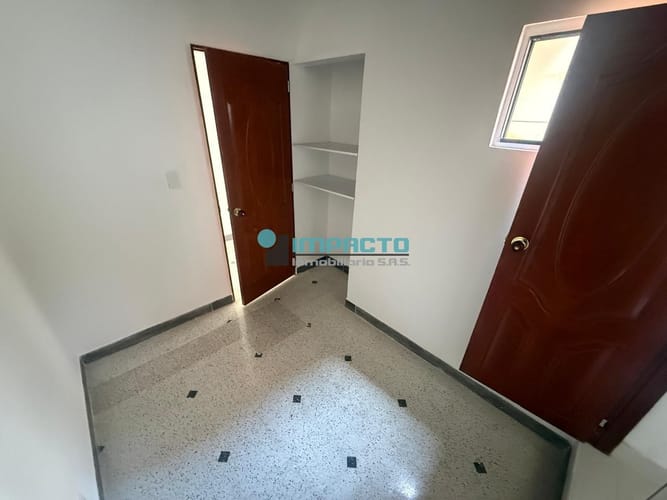 Apartamento de 3 alcobas en arriendo en La Castellana, Medellín, 75 m² · foto 5 de 19