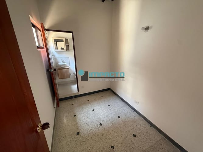 Apartamento de 3 alcobas en arriendo en La Castellana, Medellín, 75 m² · foto 7 de 19