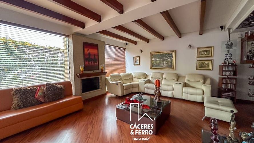 Casa de 4 alcobas en venta en Bosques Del Marques, Bogotá, 219 m² · foto 2 de 24