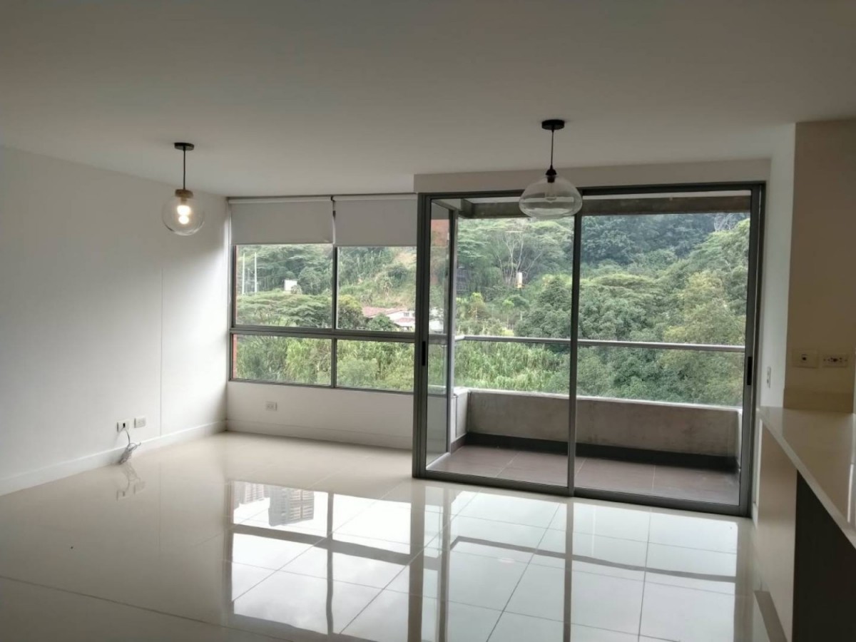 Apartamento en Arriendo en El Poblado, Medellín