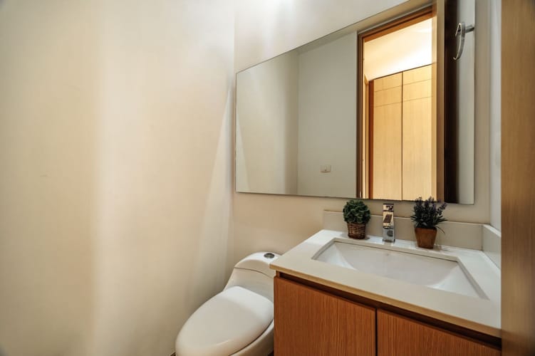 Apartamento de 1 alcoba en arriendo en El Tesoro, Medellín, 51 m² · foto 11 de 24