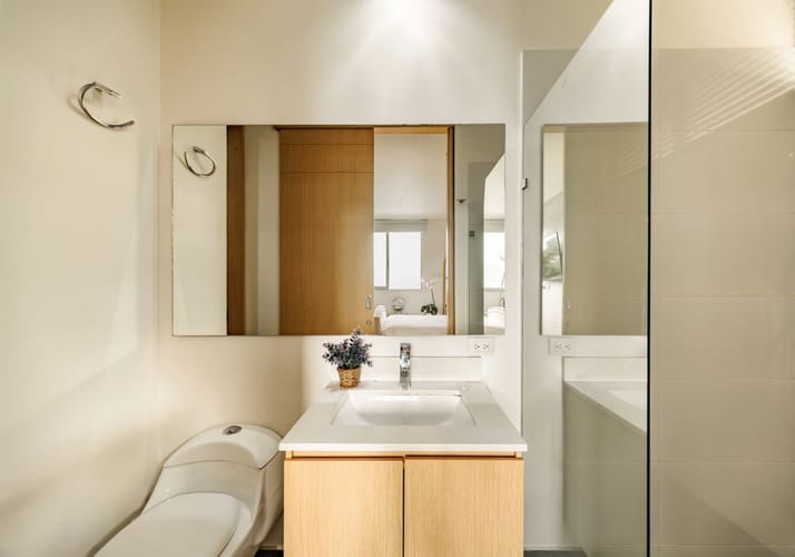 Apartamento de 1 alcoba en arriendo en El Tesoro, Medellín, 51 m² · foto 17 de 24
