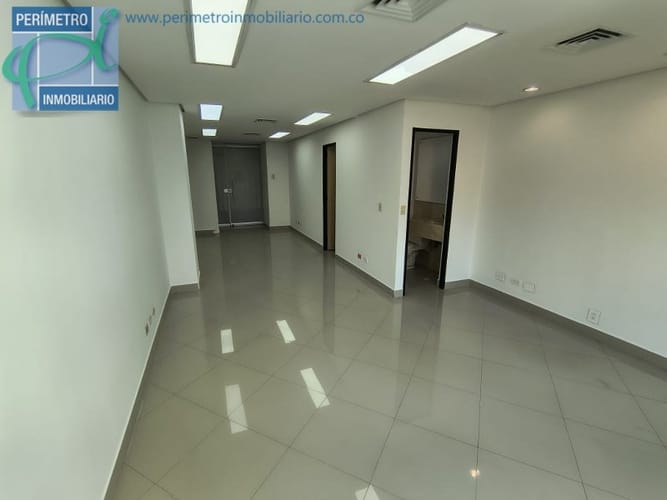 Oficina en arriendo en Milla De Oro, Medellín, 41 m² · foto 7 de 7