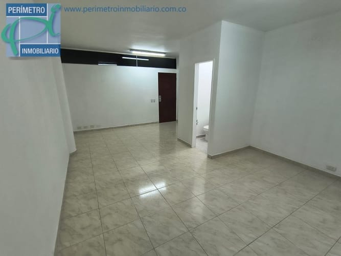 Oficina en arriendo en Milla De Oro, Medellín, 29 m² · foto 9 de 16