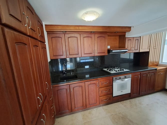 Apartamento de 3 alcobas en arriendo en Las Lomas, Medellín, 145 m² · foto 8 de 24