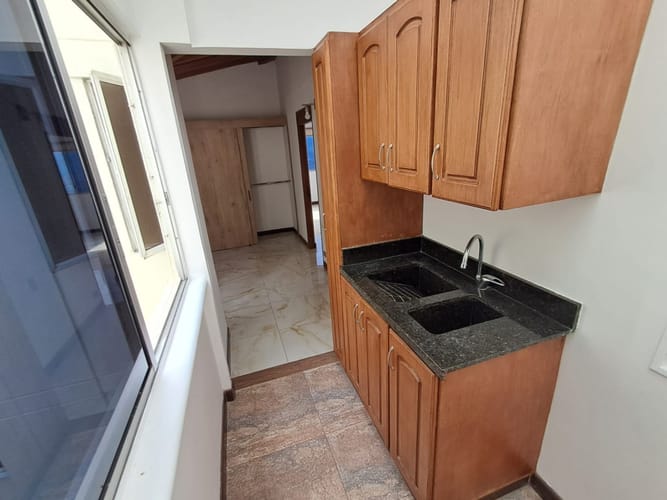 Apartamento de 3 alcobas en arriendo en Las Lomas, Medellín, 145 m² · foto 18 de 24