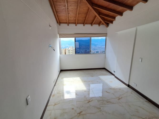Apartamento de 3 alcobas en arriendo en Las Lomas, Medellín, 145 m² · foto 21 de 24