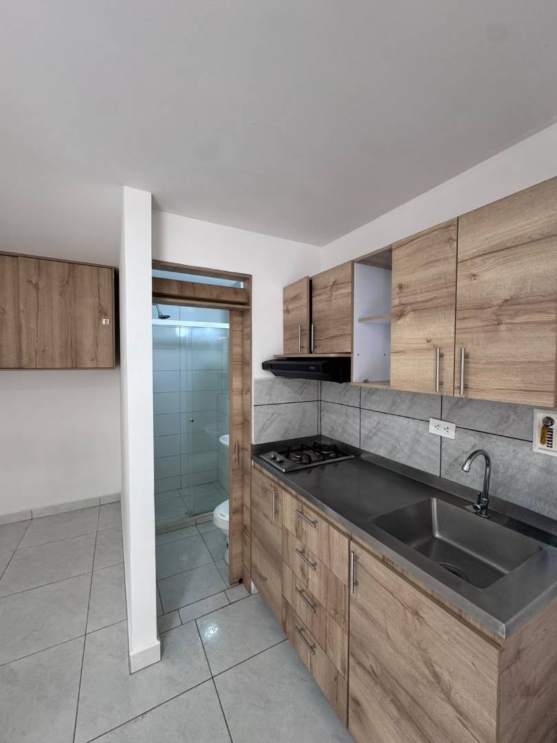 1BR Apartment in Calasanz (20 m²) - 4