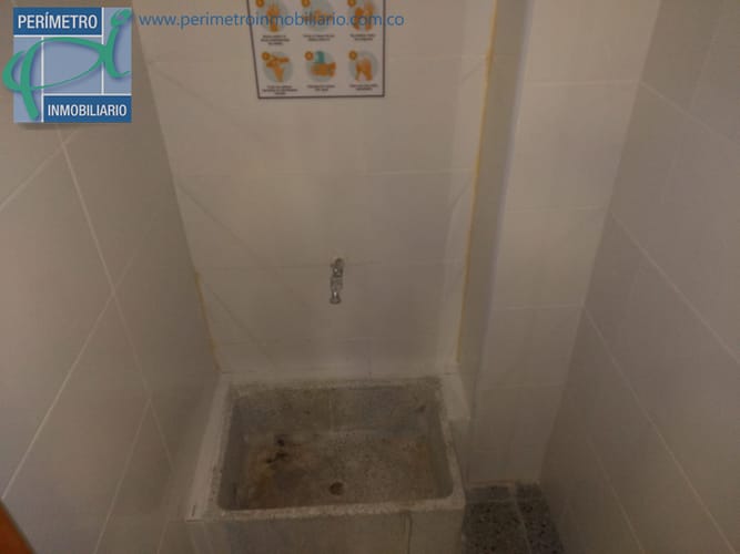 Oficina en arriendo en Guayabal, Medellín, 596 m² · foto 16 de 17