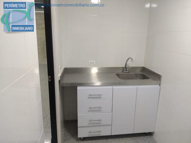 Oficina en arriendo en Guayabal, Medellín, 178 m² · foto 6 de 17