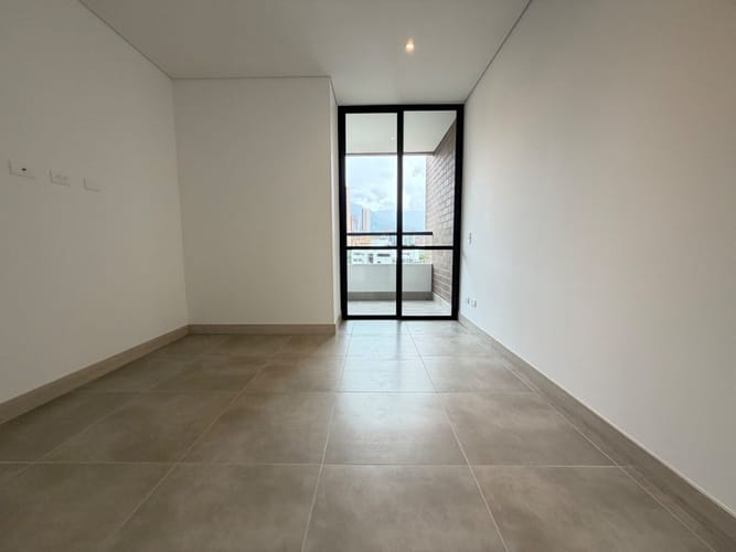 Apartamento de 2 alcobas en arriendo en El Poblado, Medellín, 88 m² · foto 5 de 13