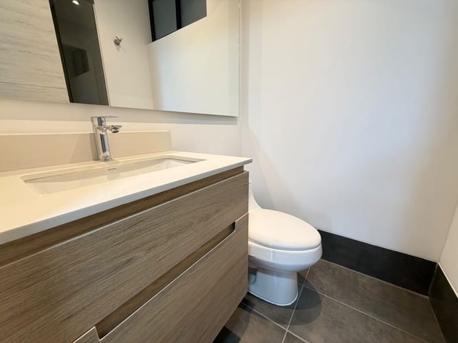 Apartamento de 2 alcobas en arriendo en El Poblado, Medellín, 88 m² · foto 9 de 13