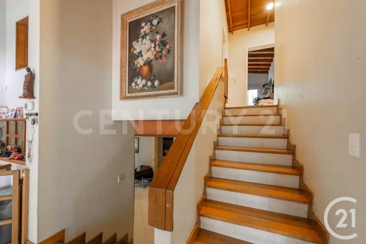 Casa de 4 alcobas en venta en El Campestre, Medellín, 315 m² · foto 3 de 17