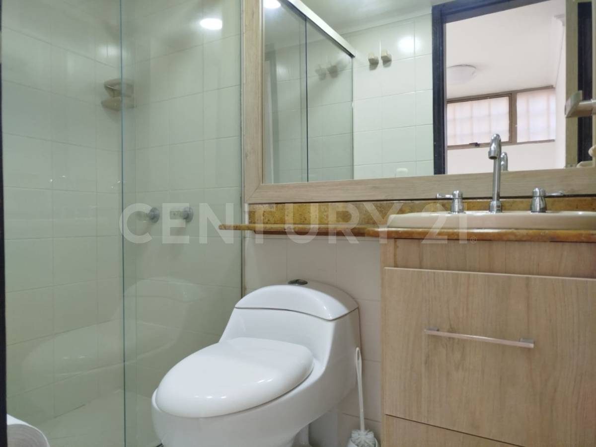 Apartamento en venta en Loma Benedictinos, Medellín · foto 10 de 15