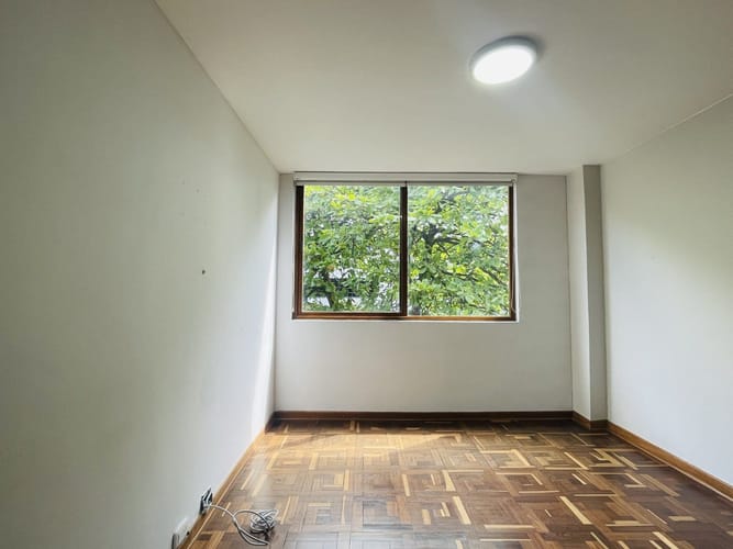 Apartamento de 3 alcobas en venta en La Aguacatala, Medellín, 135 m² · foto 10 de 18