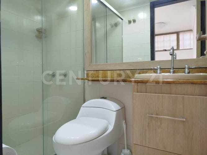 Apartamento de 3 alcobas en arriendo en El Diamante No. 2, Medellín, 119 m² · foto 10 de 15