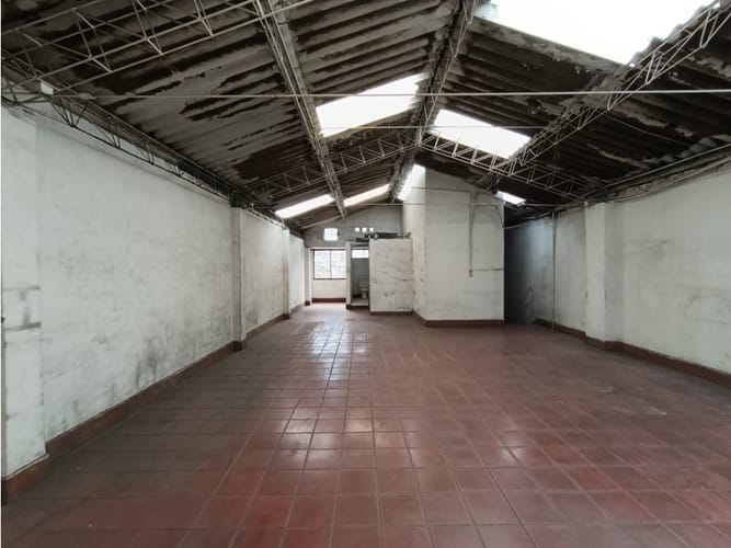 Bodega en venta en Rodeo Alto, Medellín, 449 m² · foto 6 de 8