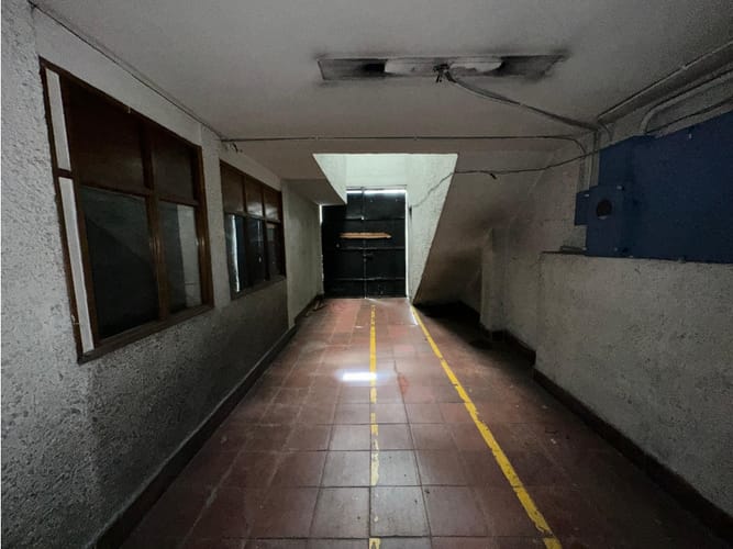 Bodega en venta en Rodeo Alto, Medellín, 449 m² · foto 8 de 8