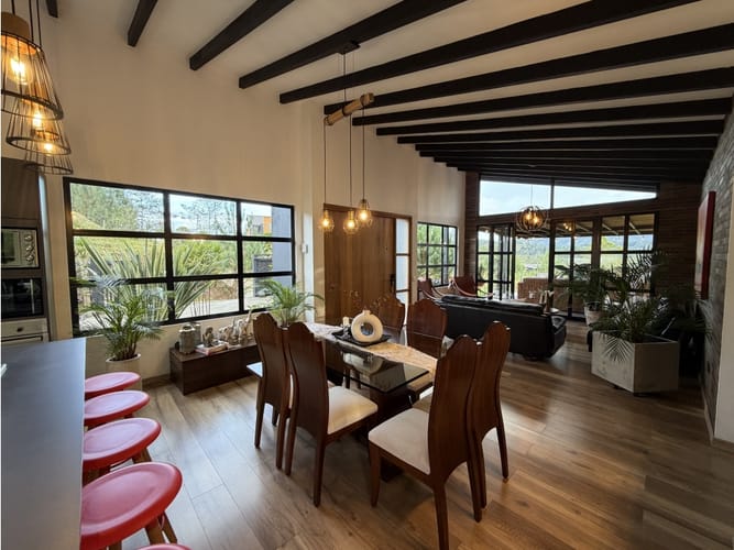 Casa de 4 alcobas en venta en Pantanillo, El Retiro, 367 m² · foto 3 de 24