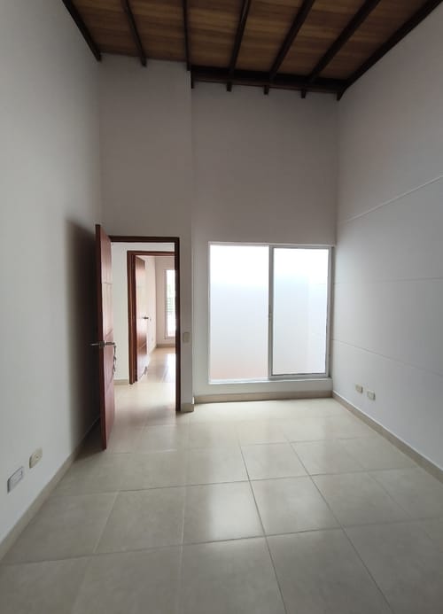 Casa de 3 alcobas en arriendo en Villa Antigua, Villa del Rosario, 99 m² · foto 7 de 17