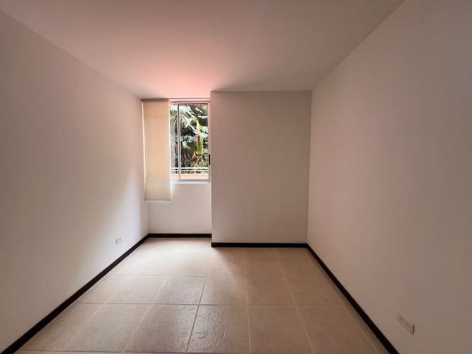 Apartamento de 2 alcobas en arriendo en El Poblado, Medellín, 63 m² · foto 9 de 15