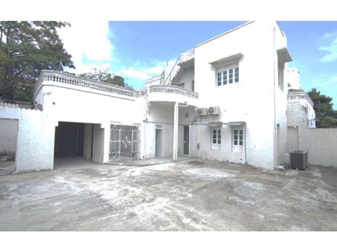 Casa en venta en Colombia, Barranquilla, 745 m² · foto 2 de 5