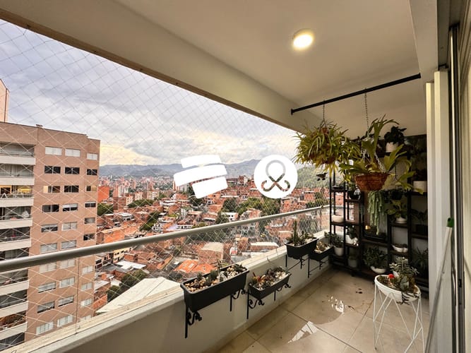 Apartamento de 3 alcobas en venta en Ferreni, Medellín, 100 m² · foto 10 de 24