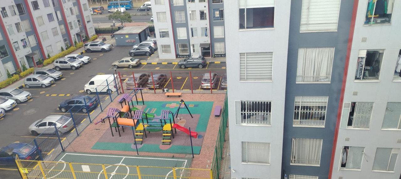 Apartamento en venta en Villa Alsacia, Bogotá · foto 6 de 23