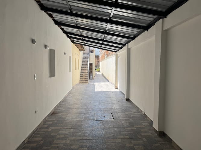 Oficina en arriendo en Centro, Ibagué, 300 m² · foto 2 de 11
