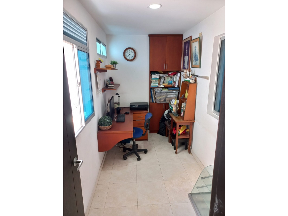 Apartamento en venta en Manga, Cartagena · foto 6 de 9