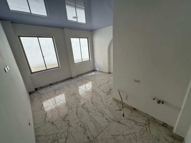 Oficina en arriendo en Centro, Ibagué, 300 m² · foto 7 de 11