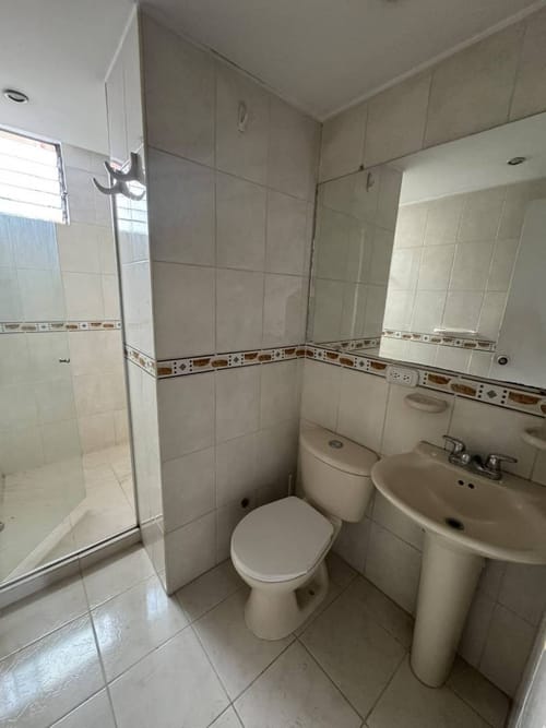 Apartamento de 4 alcobas en arriendo en Santa María De Los Ángeles, Medellín, 130 m² · foto 23 de 24