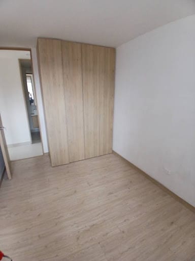 Apartamento de 3 alcobas en arriendo en Los Colores, Medellín, 88 m² · foto 10 de 23