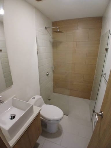 Apartamento de 3 alcobas en arriendo en Los Colores, Medellín, 88 m² · foto 17 de 23