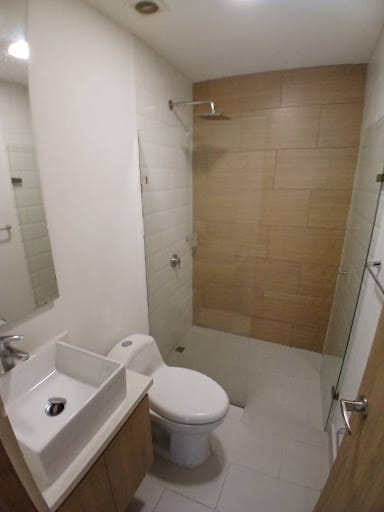 Apartamento de 3 alcobas en arriendo en Los Colores, Medellín, 88 m² · foto 18 de 23