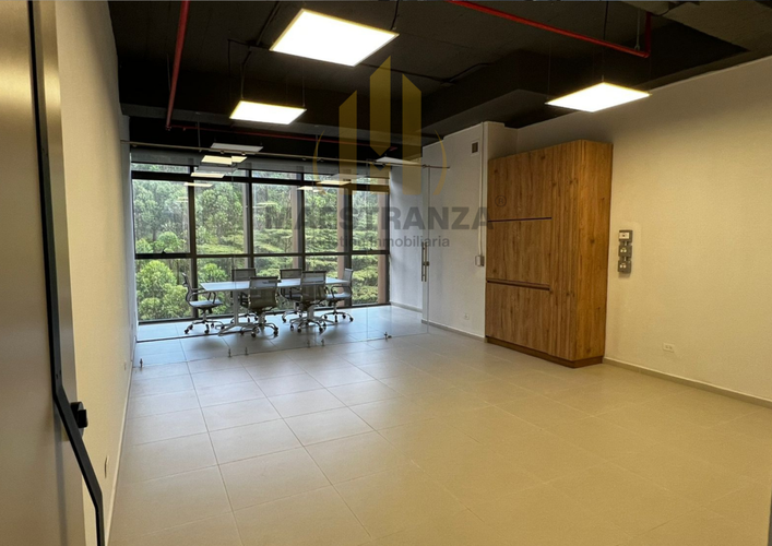 Oficina en arriendo en Las Palmas, Medellín, 43 m² · foto 4 de 5