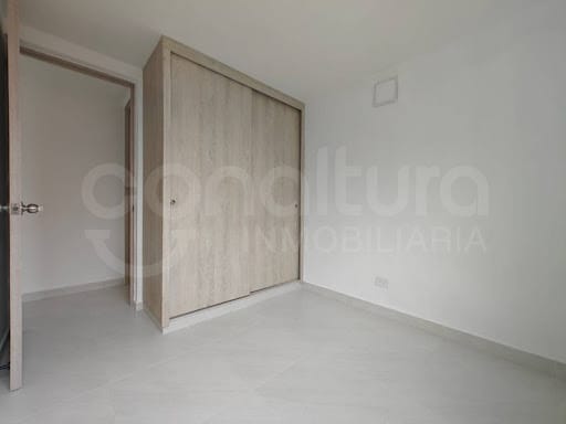 Apartamento de 3 alcobas en arriendo en Los Gomez, Itagüí, 70 m² · foto 16 de 17