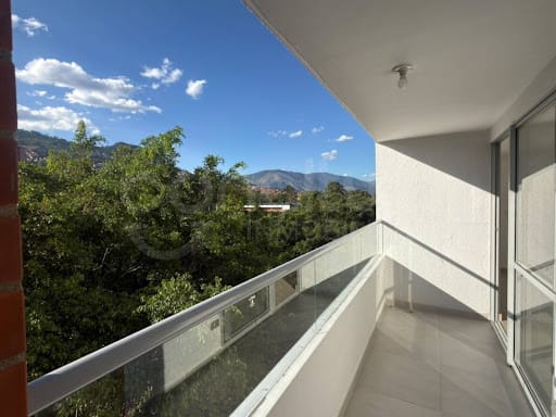 Apartamento en venta en Robledo, Medellín · foto 8 de 23