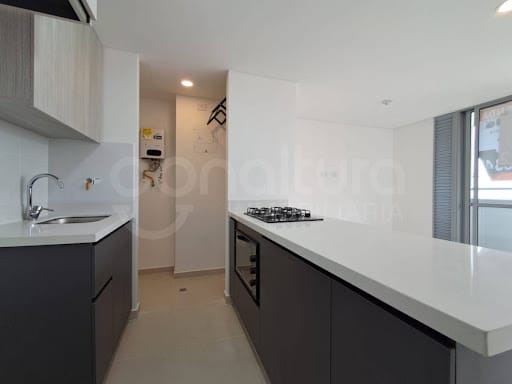 Apartamento de 3 alcobas en arriendo en La Aldea, Medellín, 70 m² · foto 3 de 10