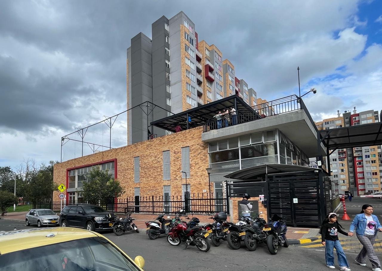 Apartamento en arriendo en Bogotá · foto 9 de 12