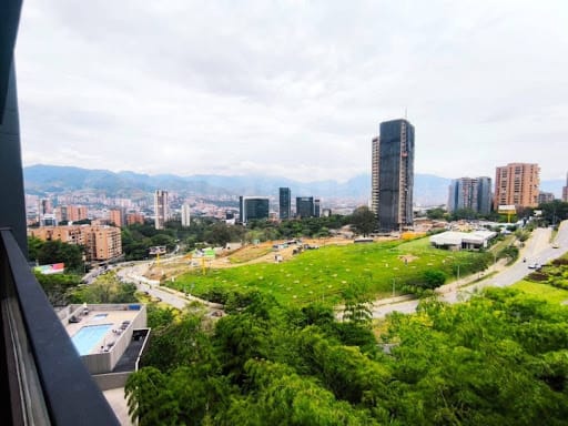Apartamento de 3 alcobas en arriendo en Santa Fe, Medellín, 100 m² · foto 8 de 19