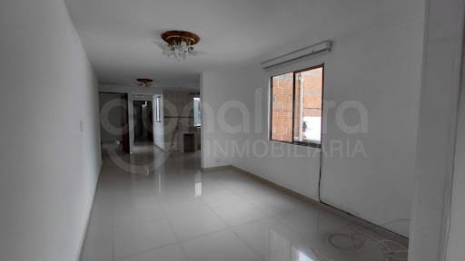 Apartamento de 2 alcobas en arriendo en Belén Rosales, Medellín, 85 m² · foto 6 de 13